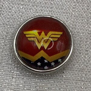 WONDER WOMAN Snap Button Charm - 18mm/20mm